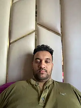 Snapshot of BengaliBabu_Rohan chatting on January 2025 06:06:02 AM BengaliBabu Rohan online show from January 2025 06:06:02 AM