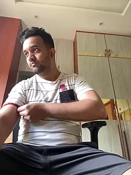 Snapshot of BengaliBabu_Rohan chatting on February 2025 06:39:01 AM BengaliBabu Rohan online show from February 2025 06:39:01 AM