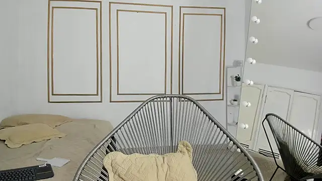 Snapshot of flavia_cruz chatting on September 2025 07:26:02 PM flavia cruz online show from September 2025 07:26:02 PM