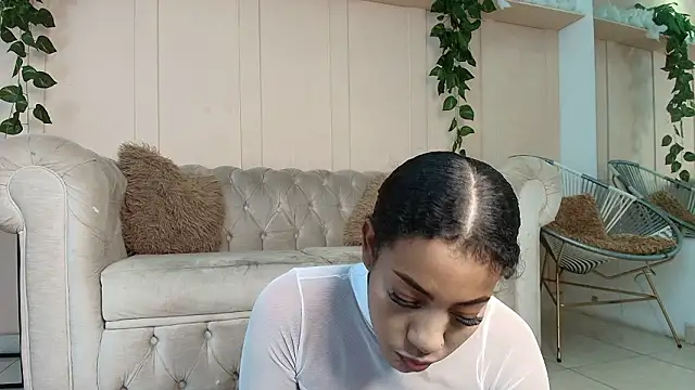 flavia cruz online show from February 2026 07:17:02 PM