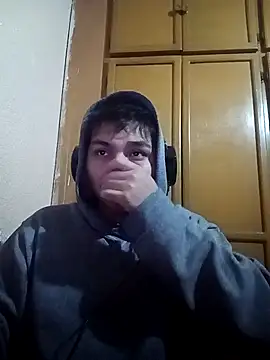 LoganFinds online show from November 2025 02:43:02 AM