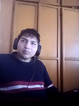 LoganFinds online show from December 2025 06:03:02 PM