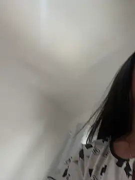 Snapshot of GrlAlice chatting on February 2025 04:50:02 PM GrlAlice online show from February 2025 04:50:02 PM