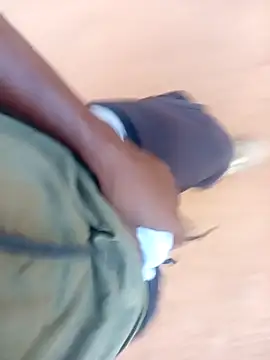 Snapshot of Hentaii001 chatting on January 2025 05:30:01 AM Hentaii001 online show from January 2025 05:30:01 AM