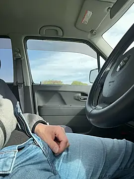 takuyapp online show from April 2026 11:21:03 PM