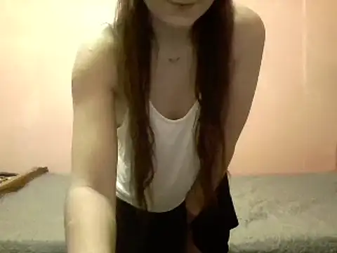 Snapshot of MaxWellas6 chatting on February 2025 07:38:01 PM MaxWellas6 online show from February 2025 07:38:01 PM