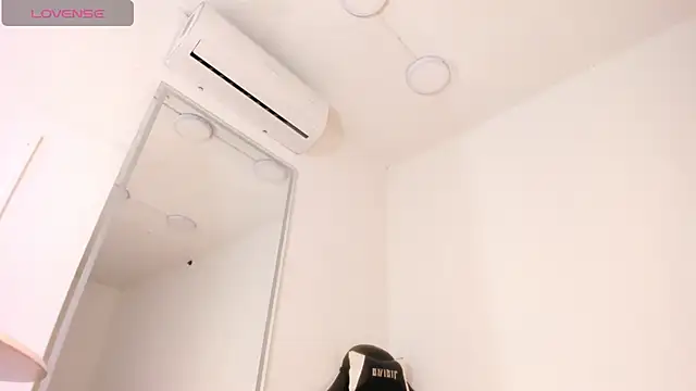 vera candella online show from November 2025 11:10:01 AM