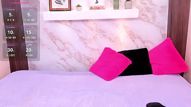 AmyBarton02 online show from February 2026 05:41:01 PM