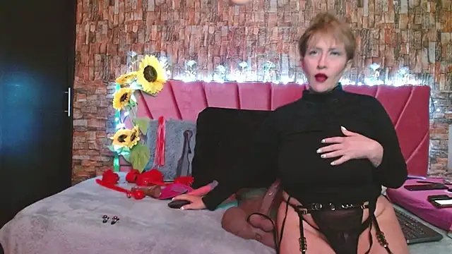 Snapshot of Isabelle_Lov18 chatting on December 2024 07:31:01 AM Isabelle Lov18 online show from December 2024 07:31:01 AM