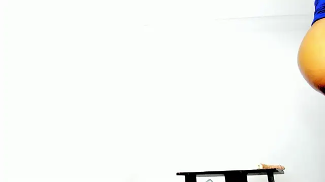 Snapshot of Tsblackxx chatting on October 2025 04:40:02 PM Tsblackxx online show from October 2025 04:40:02 PM