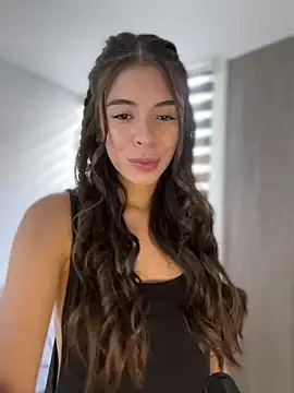 AmmyCollinsW online show from December 2024 07:30:02 PM