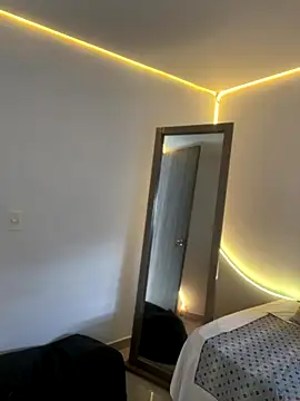 AmmyCollinsW online show from September 2025 08:57:02 PM