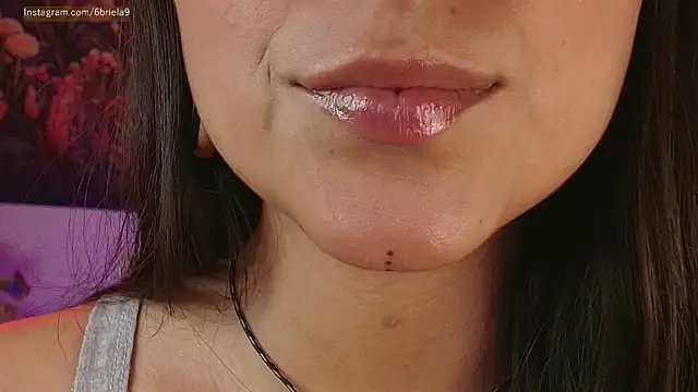 6Briela9  online show from April 2026 06:27:01 AM