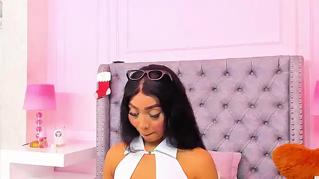 HaileeRoberts online show from January 2026 12:51:02 PM