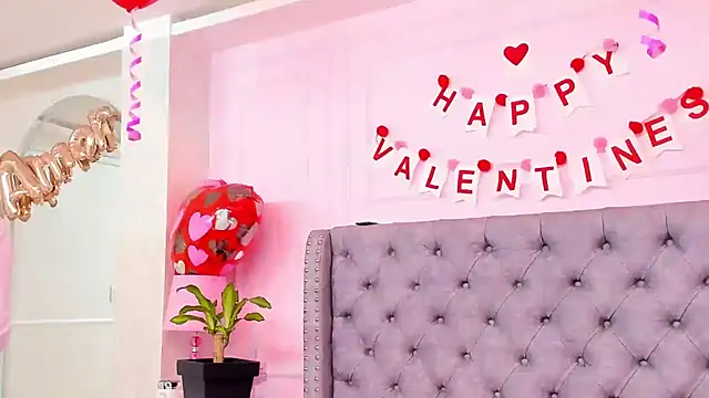 HaileeRoberts online show from February 2026 12:12:01 PM