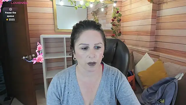 Victoria collins 1 online show from April 2026 10:51:02 AM