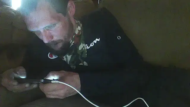 Snapshot of luke_thighwalker2469 chatting on December 2025 12:27:01 AM luke thighwalker2469 online show from December 2025 12:27:01 AM