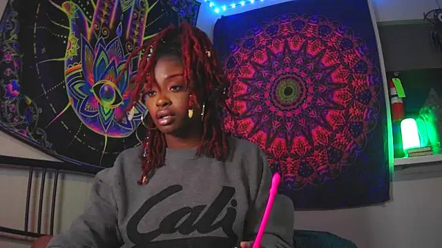 Snapshot of Tatithegoddess chatting on February 2025 08:17:01 AM Tatithegoddess online show from February 2025 08:17:01 AM