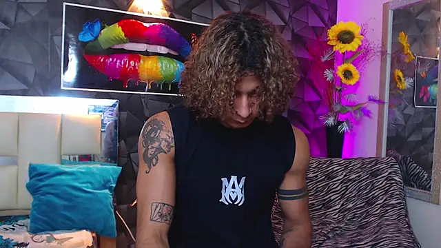 Demitryo online show from March 2025 03:08:01 AM