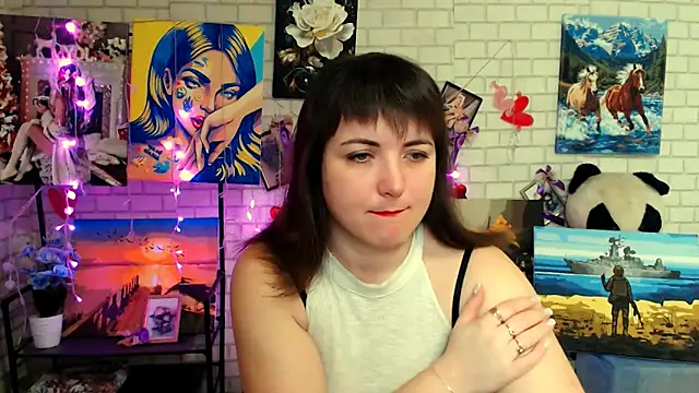 Snapshot of Darina_M_ chatting on February 2026 05:23:01 AM Darina M online show from February 2026 05:23:01 AM