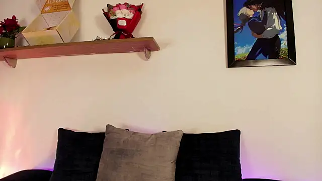 Snapshot of Elliee_ chatting on October 2025 12:27:01 PM Elliee online show from October 2025 12:27:01 PM