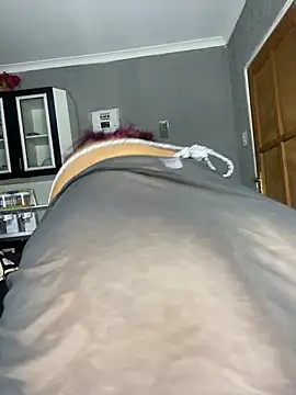 DarkBerry87 online show from February 2025 11:19:02 PM