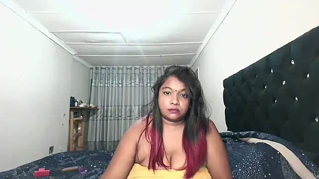 Snapshot of Indianmayaxoxo chatting on January 2025 10:37:02 PM Indianmayaxoxo online show from January 2025 10:37:02 PM