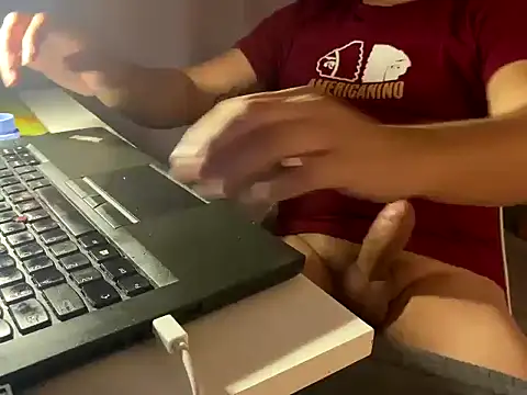 tomazu11 online show from April 2026 03:42:02 AM