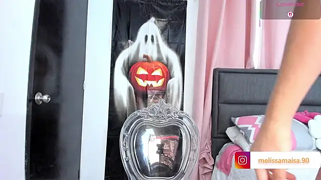 sara maisa online show from October 2025 08:08:02 PM