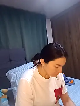 renata hot1 online show from January 2025 11:40:02 PM