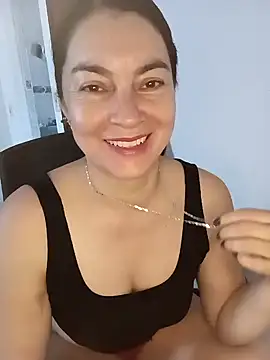 renata hot1 online show from February 2025 07:55:01 PM