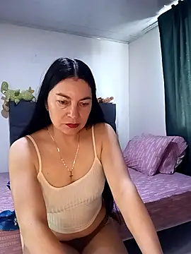 renata hot1 online show from October 2025 06:23:01 PM