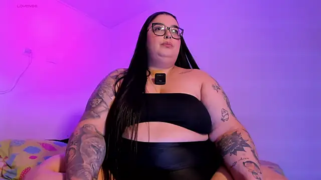 Snapshot of Apriilpeach_ chatting on November 2025 11:26:01 PM Apriilpeach online show from November 2025 11:26:01 PM