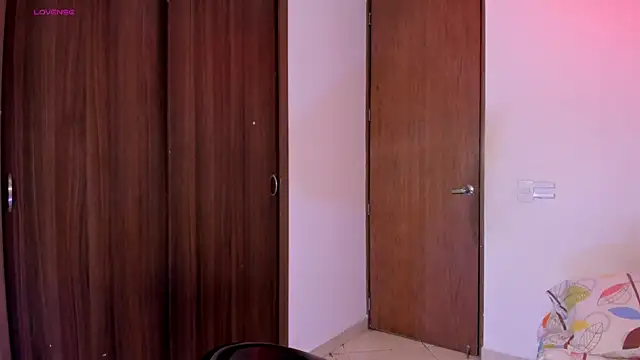 Snapshot of Apriilpeach_ chatting on February 2026 05:10:02 PM Apriilpeach online show from February 2026 05:10:02 PM