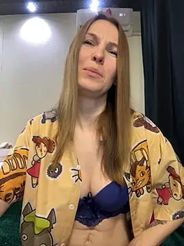 RachelBelI online show from October 2025 11:37:02 PM