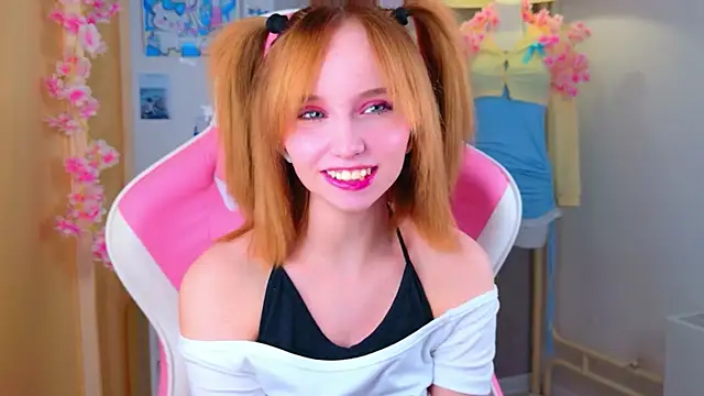 Snapshot of b4by_LoL1 chatting on May 2026 07:34:02 PM b4by LoL1 online show from May 2026 07:34:02 PM