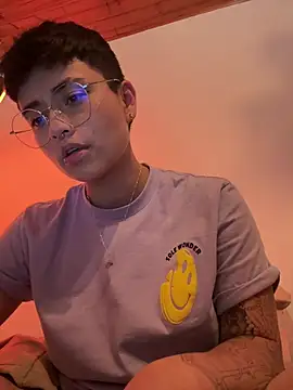 Ashley Chriss online show from January 2025 09:54:02 AM