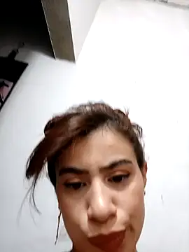 Snapshot of hikary_hall chatting on December 2024 05:04:01 AM hikary hall online show from December 2024 05:04:01 AM