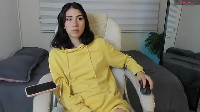 Catyloves online show from January 2026 10:12:02 PM