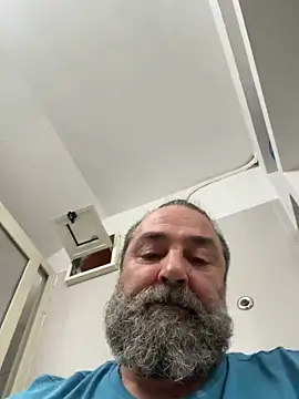 Snapshot of ros217 chatting on September 2025 03:17:01 PM ros217 online show from September 2025 03:17:01 PM