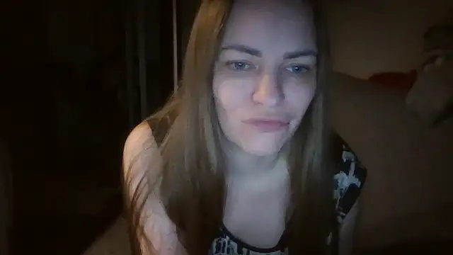 AnnaDiamond1 online show from April 2026 09:59:02 PM