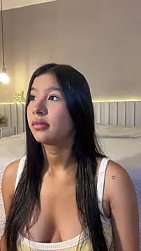 Snapshot of Aida_moreno chatting on May 2026 11:59:02 AM Aida moreno online show from May 2026 11:59:02 AM