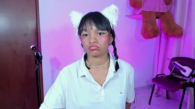 KaattySweet  online show from March 2026 07:42:01 PM