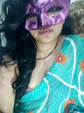 Snapshot of Shivi_shahh chatting on April 2026 05:43:01 PM Shivi shahh online show from April 2026 05:43:01 PM