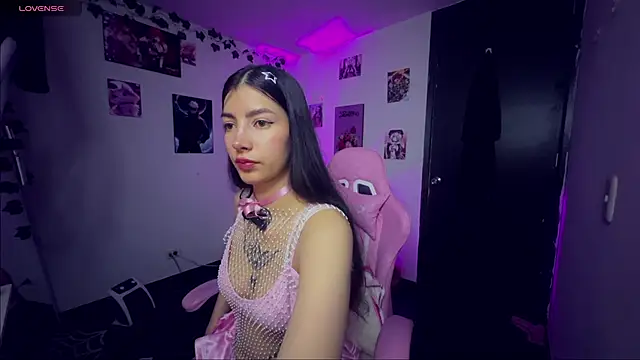 Snapshot of cami_mila9 chatting on May 2026 07:25:01 AM cami mila9 online show from May 2026 07:25:01 AM