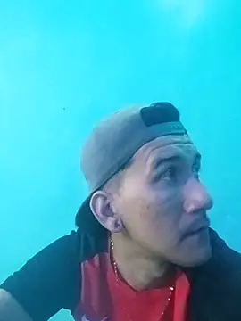 Snapshot of Carlos220493 chatting on October 2025 12:01:02 AM Carlos220493 online show from October 2025 12:01:02 AM