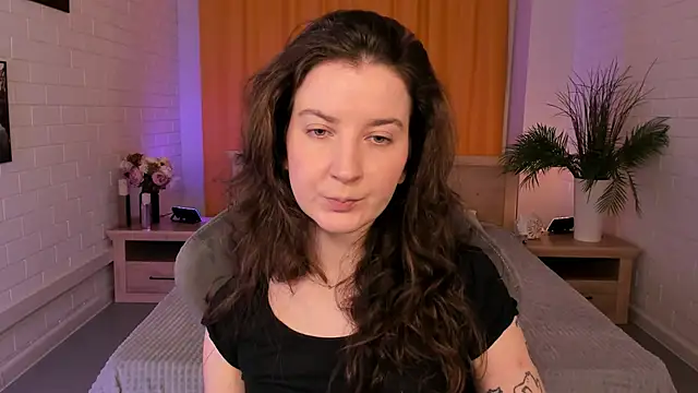 Snapshot of JackieByrd chatting on November 2025 01:23:01 PM JackieByrd online show from November 2025 01:23:01 PM