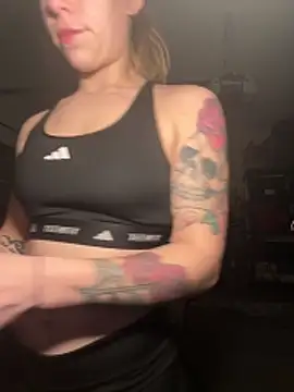 Snapshot of shesexplicit chatting on December 2025 02:42:02 AM shesexplicit online show from December 2025 02:42:02 AM