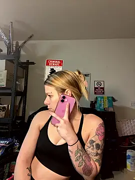 Snapshot of shesexplicit chatting on January 2026 08:58:01 PM shesexplicit online show from January 2026 08:58:01 PM