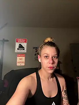 Snapshot of shesexplicit chatting on January 2026 11:19:02 PM shesexplicit online show from January 2026 11:19:02 PM